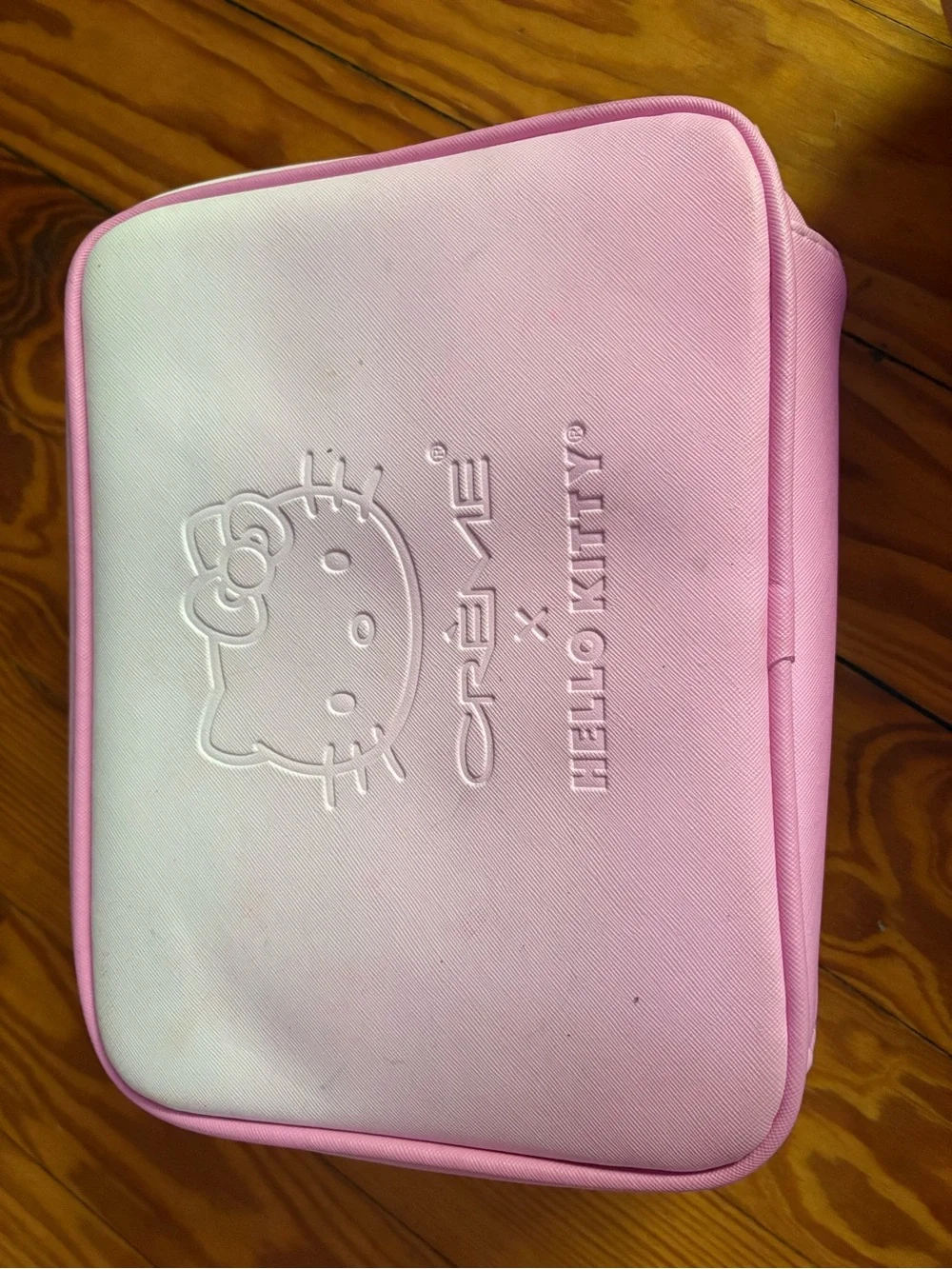 Seven7 Pink Hello Kitty Kids Pouch with Gold Accent